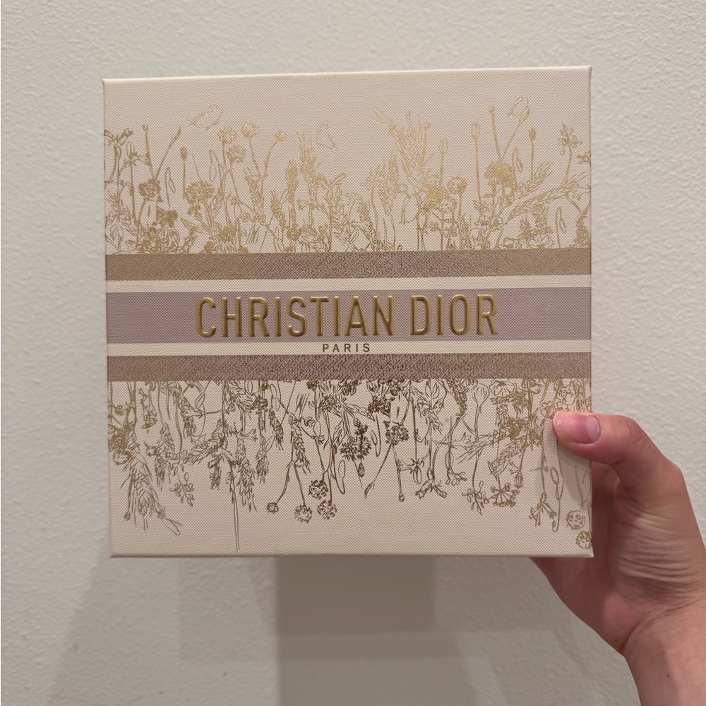 Christian Dior Beige Blush Gold Gift Box 8.5x8.5x3 Limited Edition - Pre- Owned